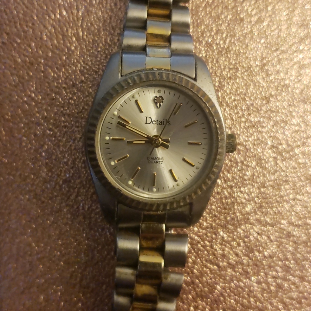 Ladies Vintage Details Diamond Quartz Watch